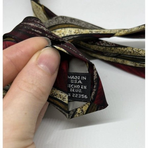 Lot of 2 Men's Designer Ketch Neckties Multicolor Red Abstract Made In USA - Picture 10 of 10